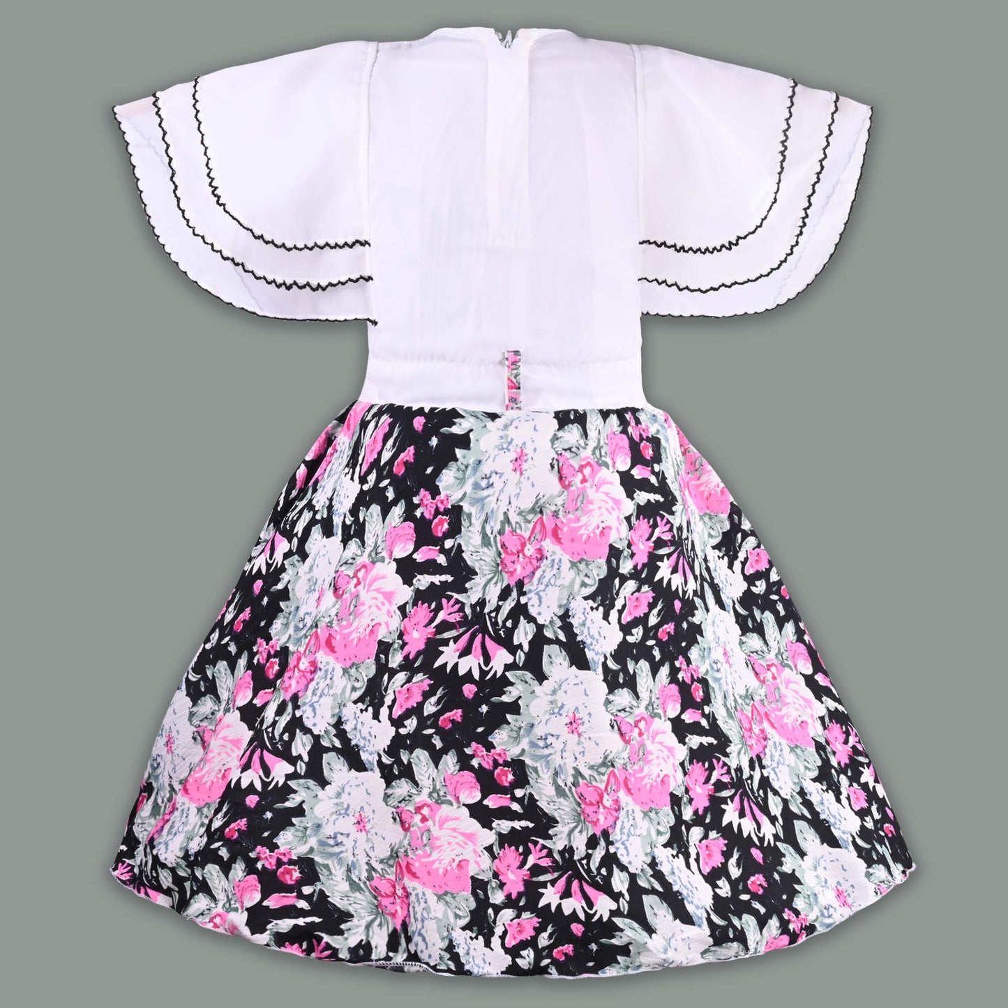 Girls Floral Print with Embellished Heart Print Casual Dress
